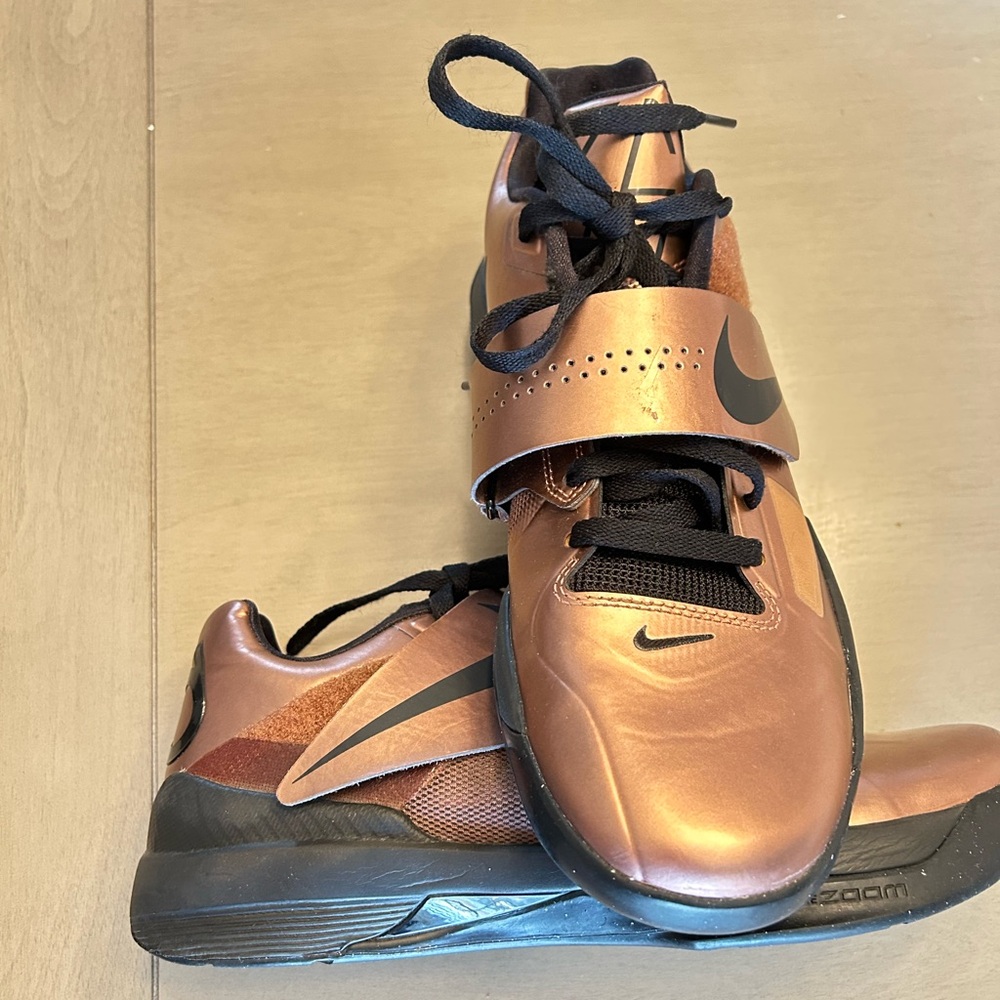 Nike Men's KD Size 9.5